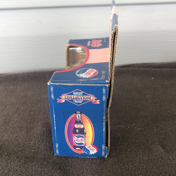 Pepsi Truck - Picture 2 of 4